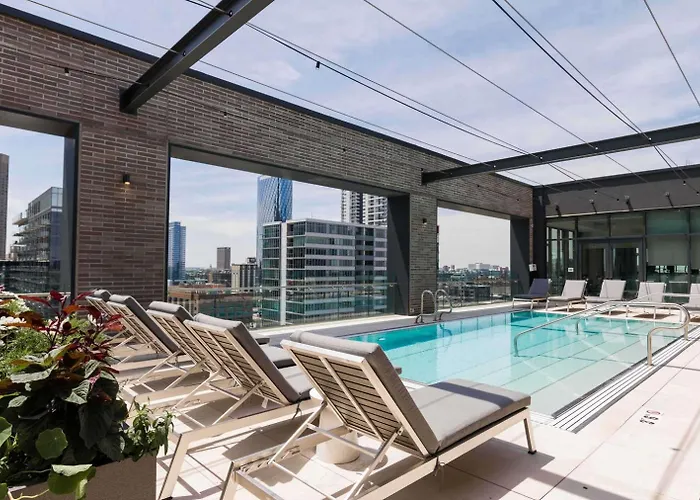 Apartment W Loop 1br W Deck Pool Gym 3 Blocks To L Chi-645 *