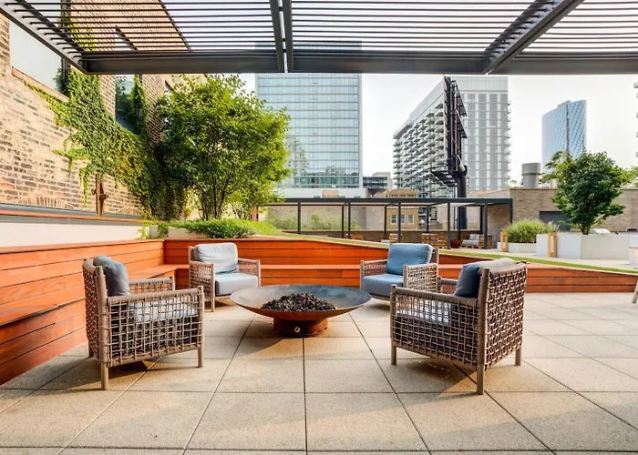 W Loop 1br W Deck Pool Gym 3 Blocks To L Chi-645 Apartment *